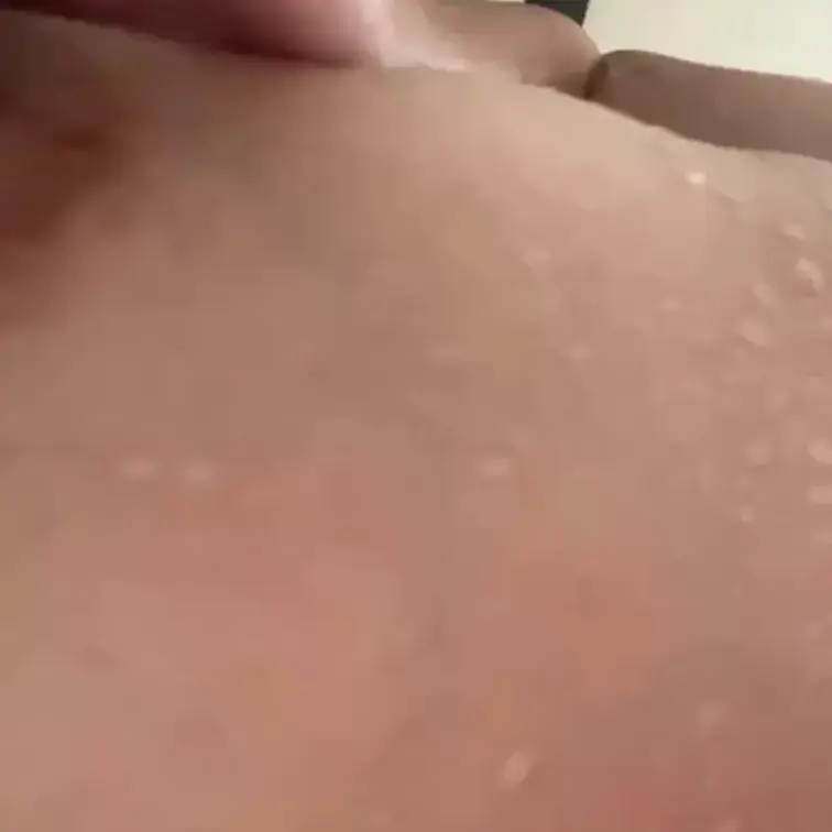 リクエストありがとうございます♡
おっぱいたくさん見られて興奮しちゃう🥰