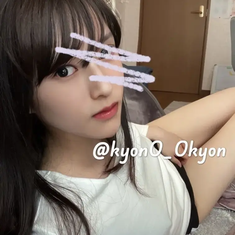 右上のいいねを押してから見てくださいね🐰🎀

今まで旦那にははしたないって言われてましたが、
もう平気でこんな格好