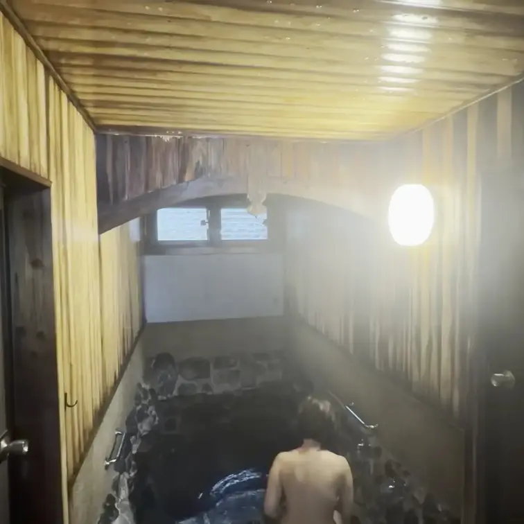 YouTubeの未公開シーン・先行動画になります。
岡山県の温泉を楽しんだ動画になります。