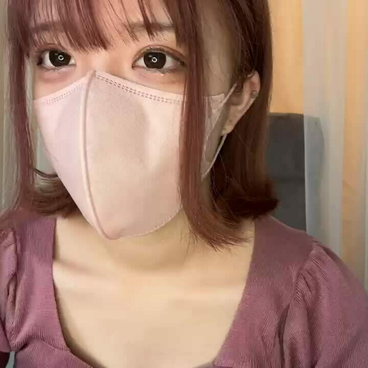 【みれい 20 歳】

みれいさんのライブ配信動画です
生配信 だと、1 回の有料配信を視聴すると、おおよそ平均 