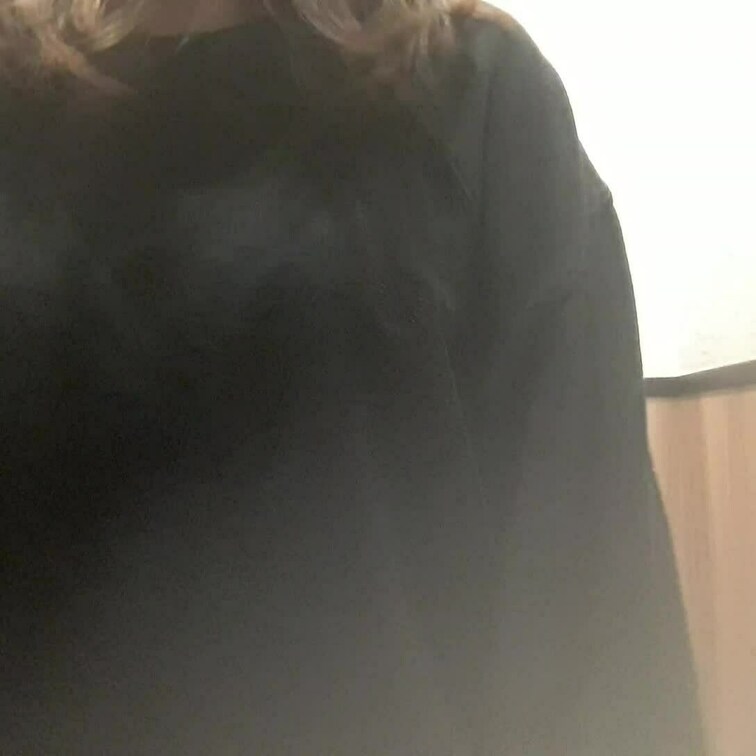 恥ずかしがり屋の美巨乳美女のおっぱいを満足行くまで揉んでみた