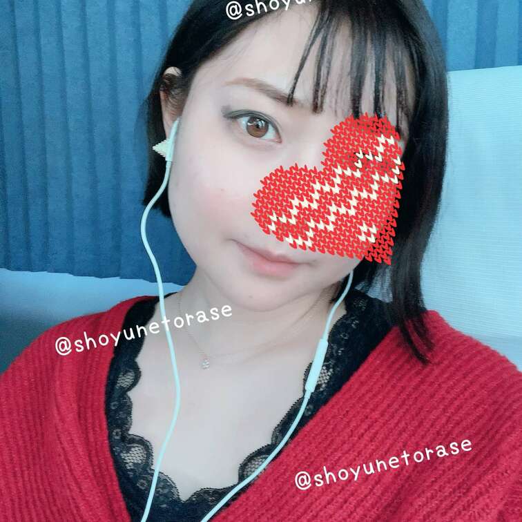 これがこう…💕🥺
🚎高速バスでおっぱいポ○○○💖
これからこのままチクニーしちゃうのです…💕
バスでチクニー動