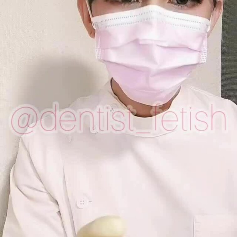おちんちんのお口を診ていきますからね〜😷