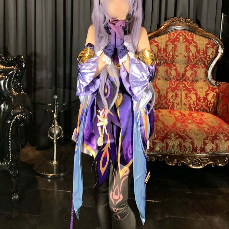 原〇刻晴のコスプレ全身画像です！
露出対策でタイツが微妙だった為、エロさを出すためあえて黒ストに変更致しました。