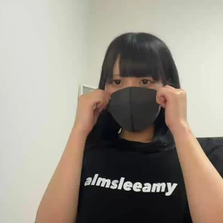 【りん 18 歳】

りんさんのライブ配信の課金部分を【見逃し配信】できちゃいます

生配信 だと、1 回の課金