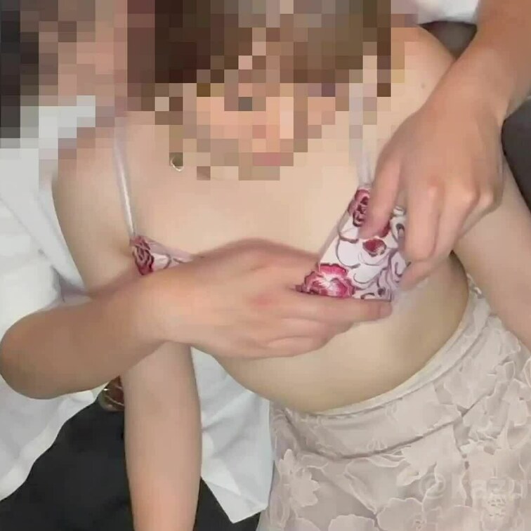 【完全顔出しあり】フェラを極めすぎた経験豊富なCカップヤリマン女子大生と中出しオフパコ。体型が幼く締まりが良すぎてすぐに