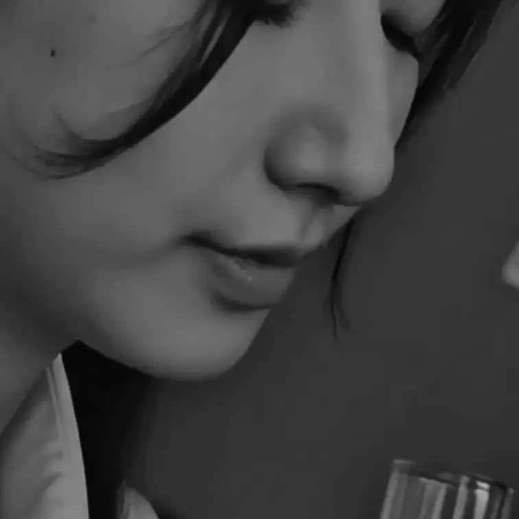 真面目な女子がみせる自主トレ
みんな興味があるけど表には出さず
でもすぐこんなに上手にこなせるようになります