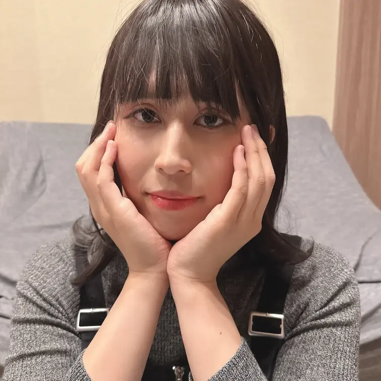 元乃木坂46の与田ちゃんを意識してみたポーズ