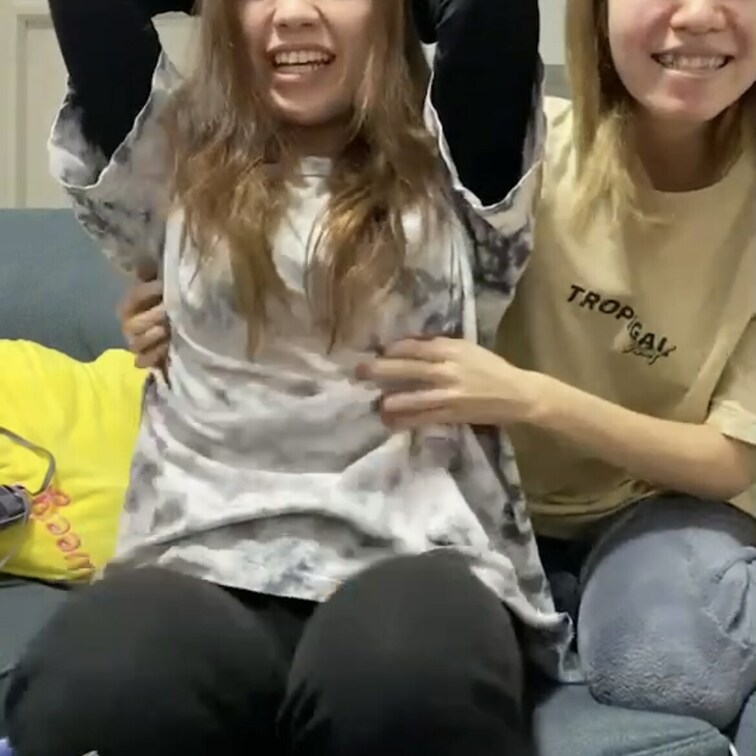 皆様いつもご購入ありがとうございます☺️
今回のくすぐり動画はこちらです👍

是非見てあげてくださいね(  ˆОˆ