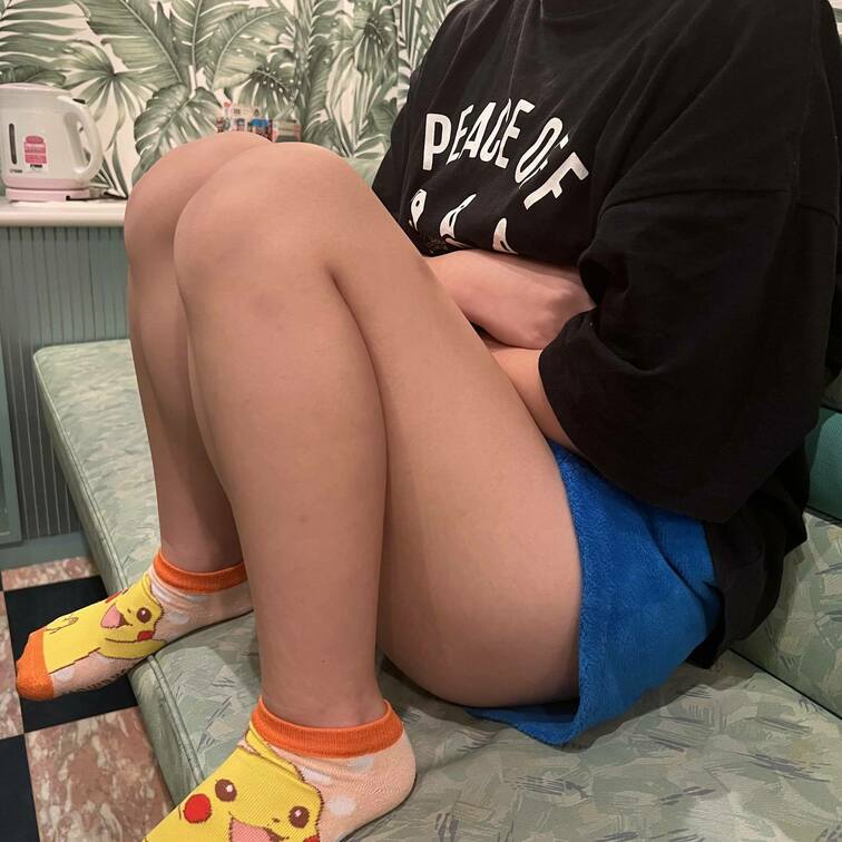 最近会ってくれる２０歳のギャルです！
後々、えっちしてる画像・動画もアップします🙇‍♂️