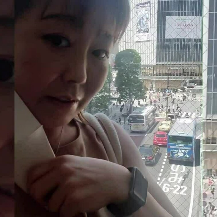 夏の日…
渋谷の駅ビルにて…
のサンプル動画
少しだけね。