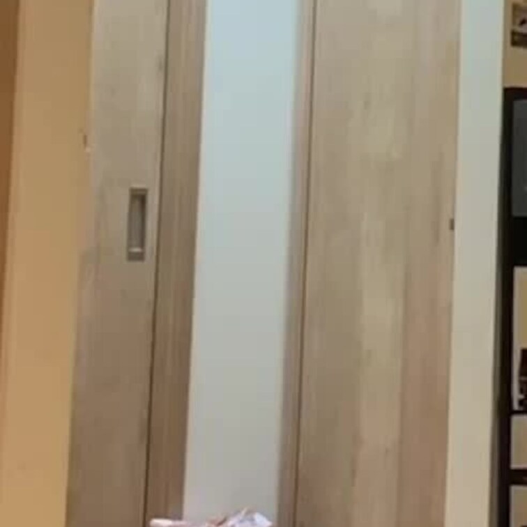入浴前💖にトイレから裸💗で出てくる愛妻M💕
何か呟いてます😅
後半スローver♡