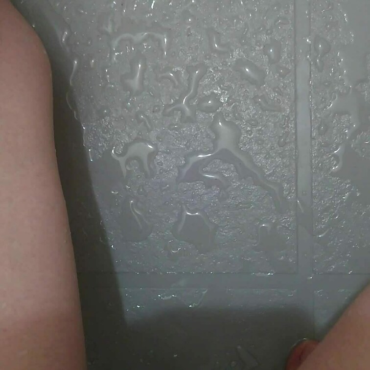 お風呂入った時にシャワー当ててみたけどただただ尿意きて終わりました🫧