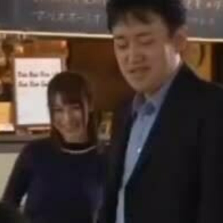 旦那くんの知り合いの業者さんにさぁ、お仕事おねがいしたらねぇ、旦那くんが居ない隙にヤラれちゃったよぉ💖
人のうらみって
