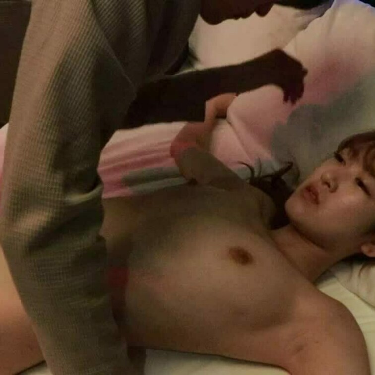 ずっと会いたかったけどなかなか勇気が出なかったらしいJDちゃんと顔出しハメ撮り