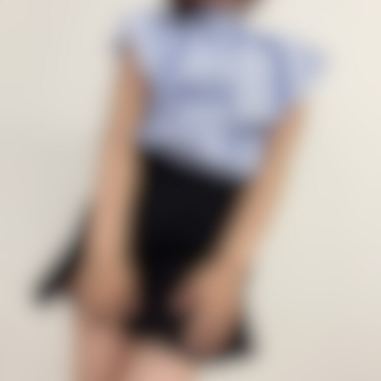 紐パンほどいちゃうぞ🙈🤍
はぁぁぁドキドキする…🙈🙈💓
