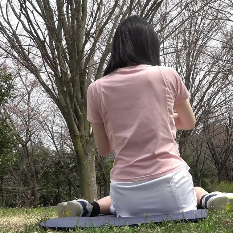 白スコ背面アングル動画（短）💛