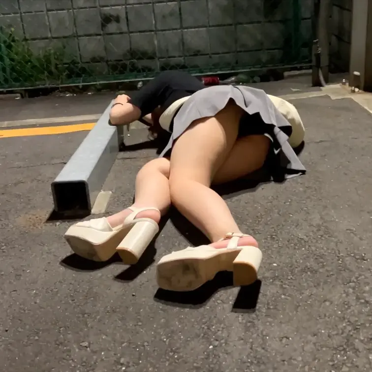 【繁華街の現実 勝負下着で捨て去られたキー局看板アナ級の上玉ギャル】

▼実際の動画はこちら▼
https://m