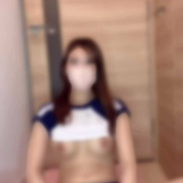 久しぶりのおな動画❤️
ディルドぶっ込んで㊙️💓