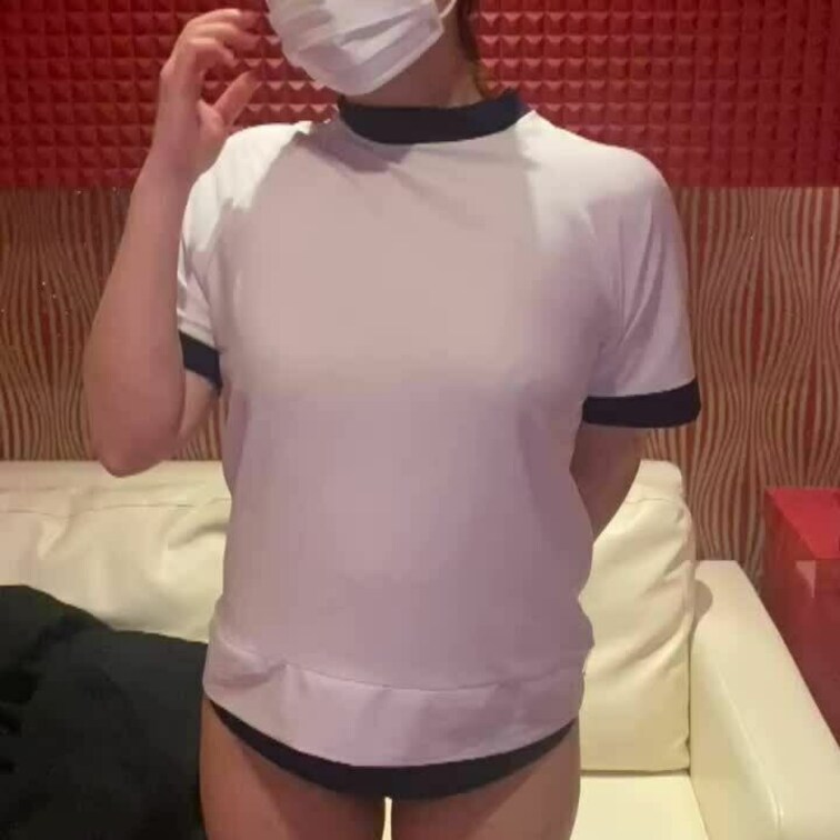 ～自己紹介～ショートver

飲食店バイトの22歳。

バイト終わりに撮影付き合ってくれました。

○○○気