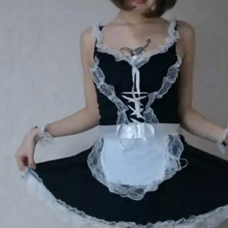 えちかわメイド服で連続イキオナニー配信
アーカイブフル(１時間17分)

ベッド初公開！！
猫ちゃんに邪魔されつ