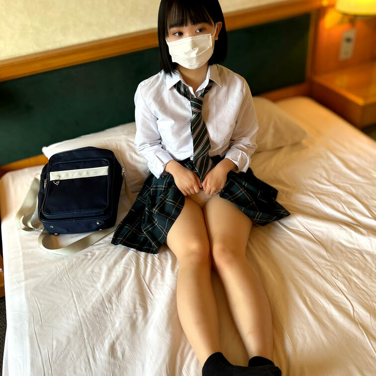 顔出し【個人撮影】短髪巨乳ちゃんとの割り切り映像_中出しされてもお掃除フェラまでしてくれました。
