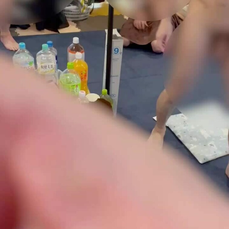 新シリーズ開始。
今回ははじめてゆう一人で輪◯参加させた動画。私は後半から参加です。
輪◯マンションに入ってすぐにゆ