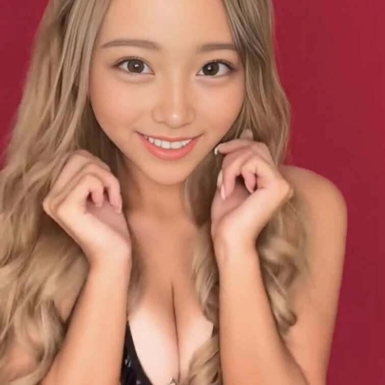 🩷ロコちゃんです🩷

7月2日 ロコの誕生日に！ついに！
デビューします😍💋🔞💕

エッチなコンテンツ沢山頑張