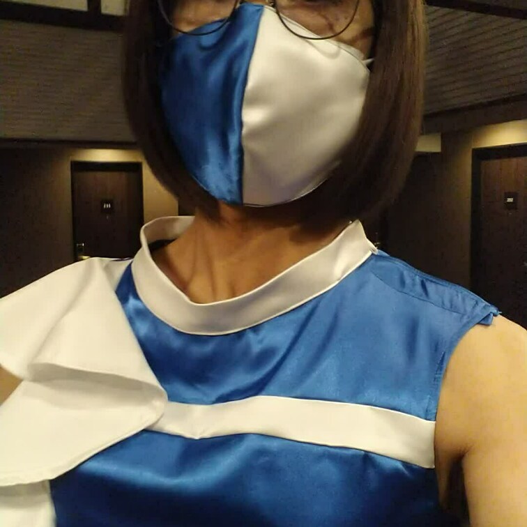 コスプレしてお散歩です。
DMもお待ちしています（特典思案中・・）