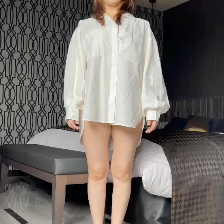 人妻Ｋ
ラブホで先ずはパンツ脱ぐシーンから