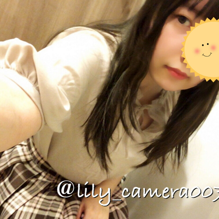 最近知り合った女の子。前回も撮影したのですが、なんとリクエストを頂き、今度は混浴と野外露出に行ってきます♨️