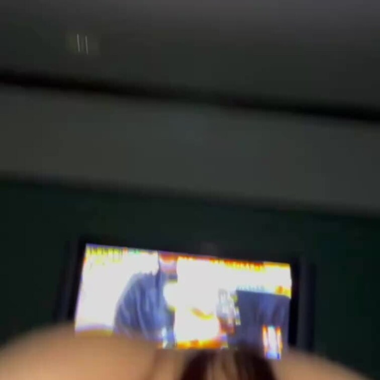 かなりの美人、この友ママ👩の杭打ち騎乗位を味わうために付き合ってます💕
