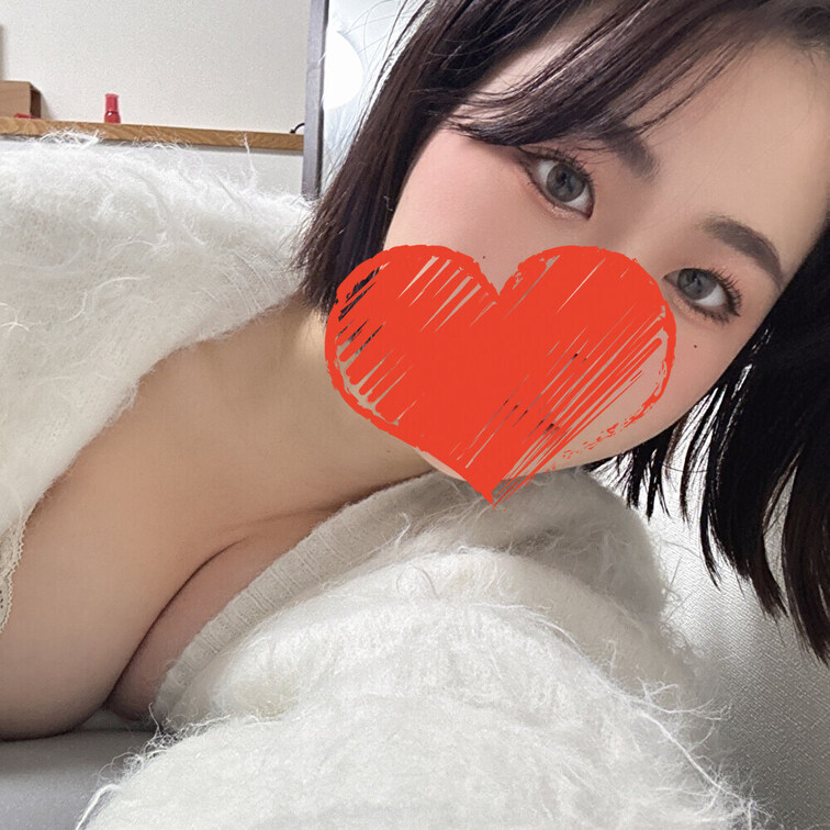 今日は一日中ゴロゴロして暇だったので自撮りしてみたよ🤗
趣味も少ないので誰か何か良い趣味あれば教えてくれないかな、、