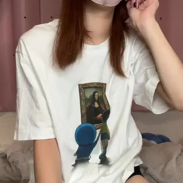 【みれい 20 歳】

みれいさんのライブ配信動画です
生ライブ配信だと、1 回の有料配信を視聴すると、おおよそ平