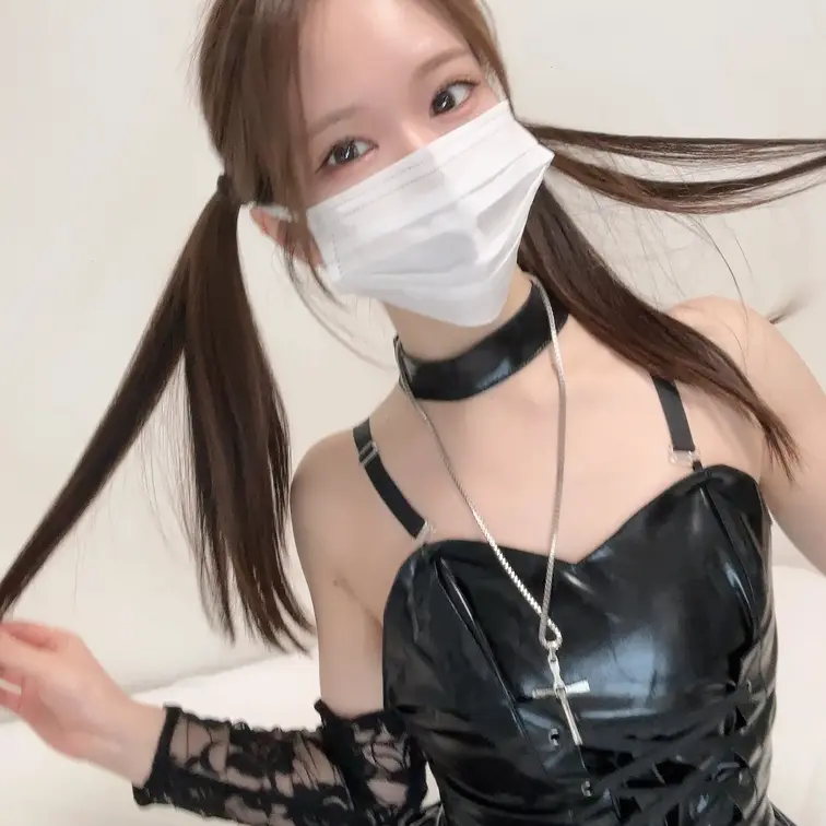 ミサミサ🖤

実はこの動画えろすぎます、、///

この沙衣が可愛すぎたのか
大量中〇しされちゃったので
ド