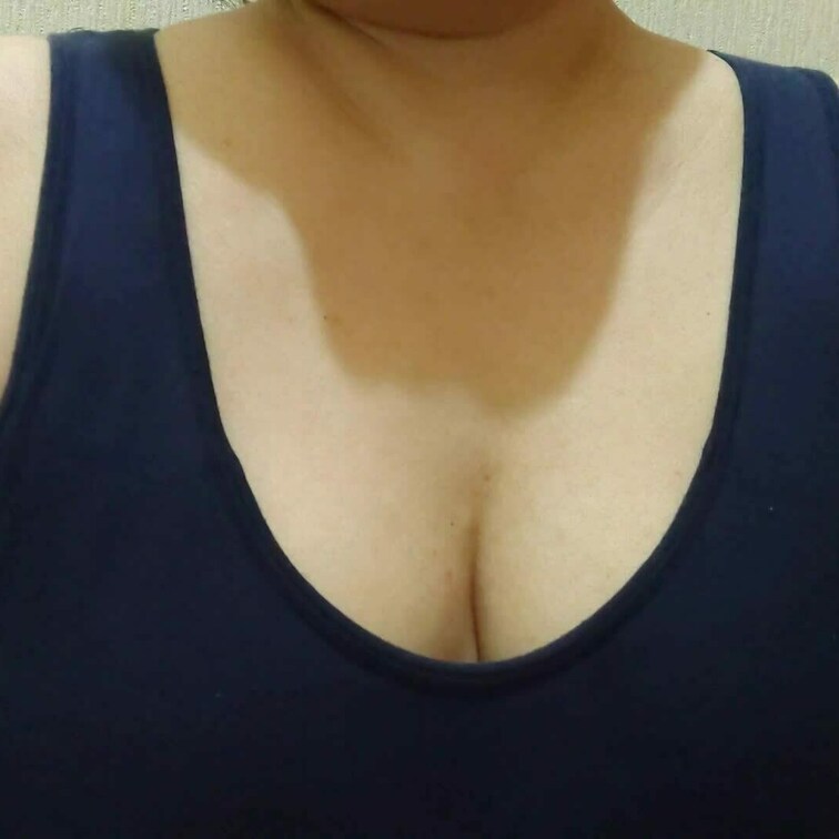 おっぱいマッサージしてると○○○乳があふれてきます