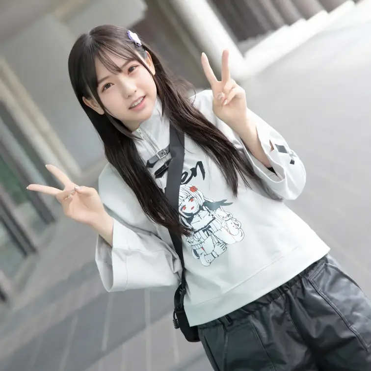 ﾋﾞｼｯ!!ヽ(•̀ω•́ )ゝ