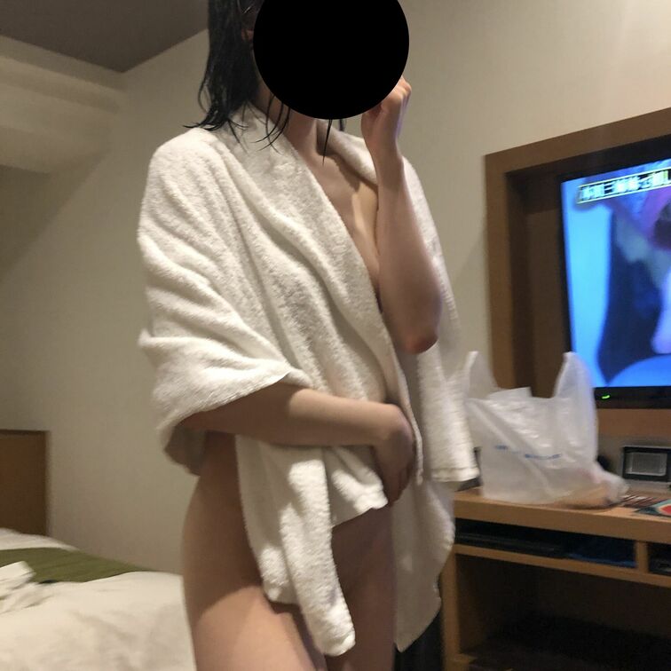 昨日アップしたムービーのスクショです。