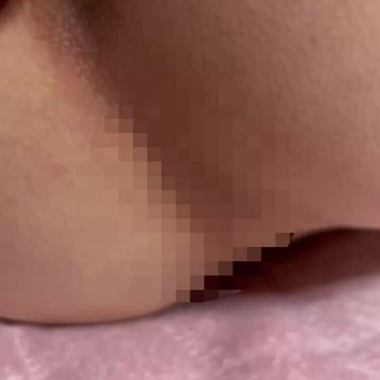 就寝時○○○がとなりで寝てるので静かに感じる妻😊