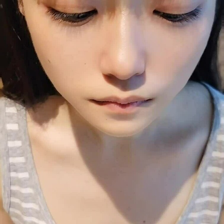 従順なみはねに指フェラ🙌