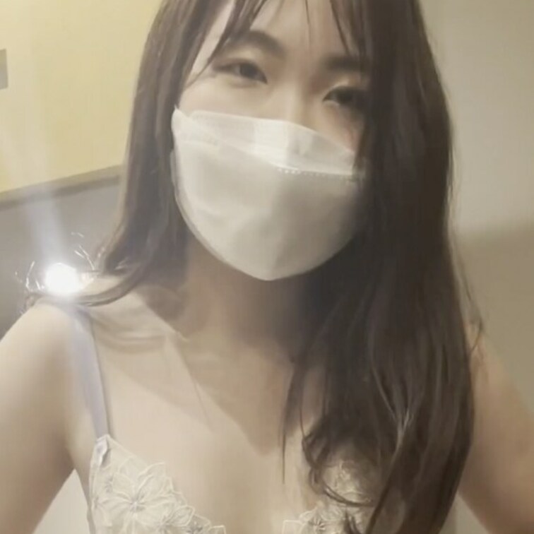 さつき
22歳
大学生
1作品目です

隠れデカクリです笑

彼氏から教えてもらったというフェラは必見
