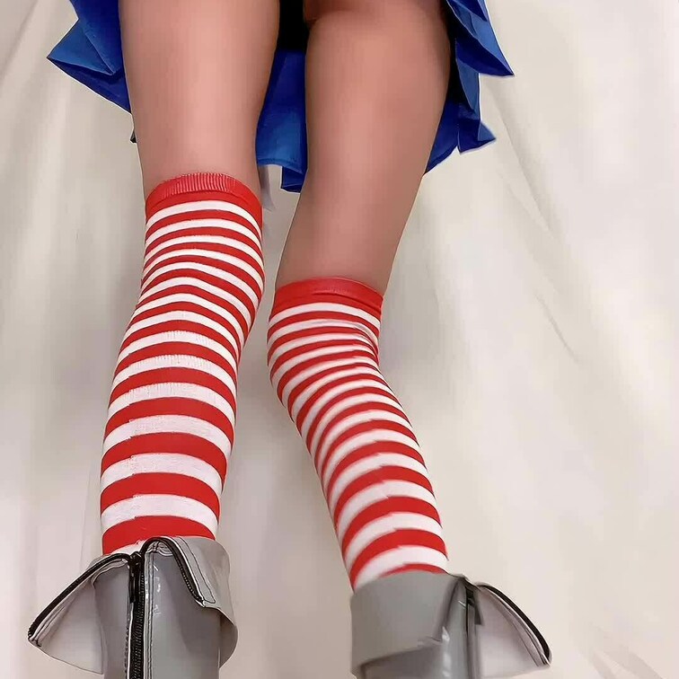 コスプレ界隈でカメコが撮りたがるローアングル🤣

私はこれがメインなのでバンバン撮っていいのに😙

