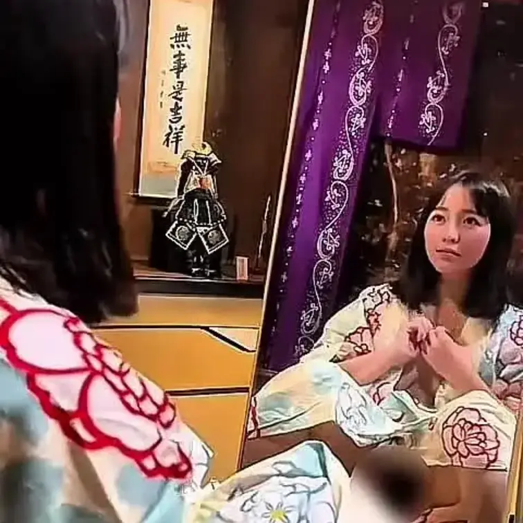 鏡の前で