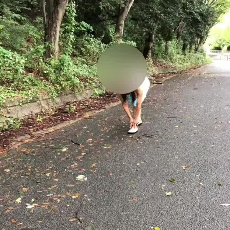 おっパイだして走りました
貧乳なのであまり揺れない現実をしりました