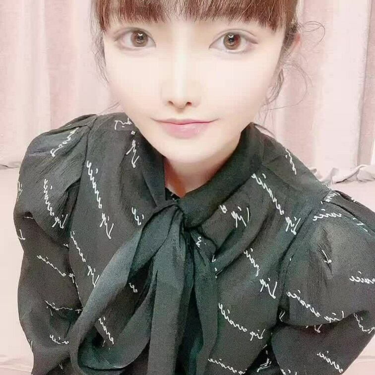 【完全！顔出し動画】私服でオナニー💓

最後の方膣の収縮みてほしくておまんこどあっぷにしてます🙈💓💓
