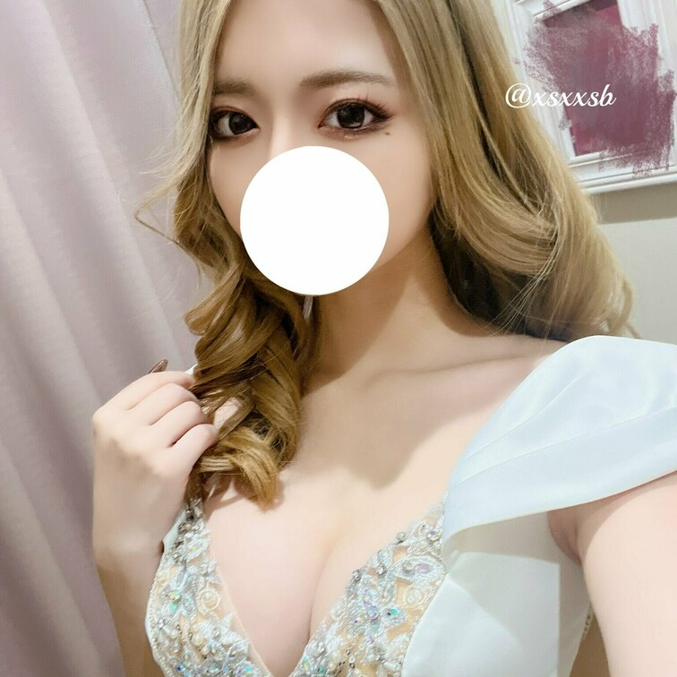白似合う❔🤍