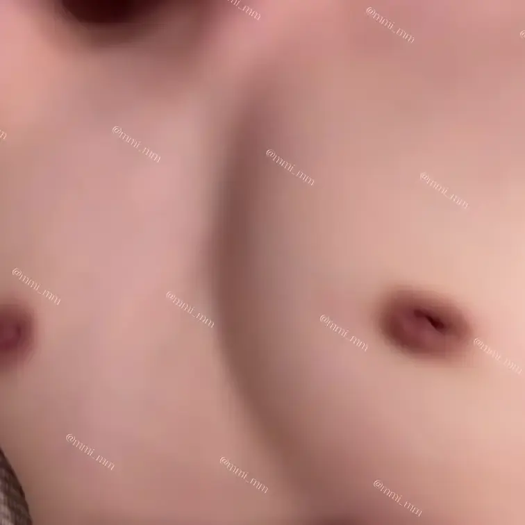めっちゃ酔って乳首いじいじしてたみたい
イきはしないけど、甘々してた🩷
ちなみに記憶はないよ笑
