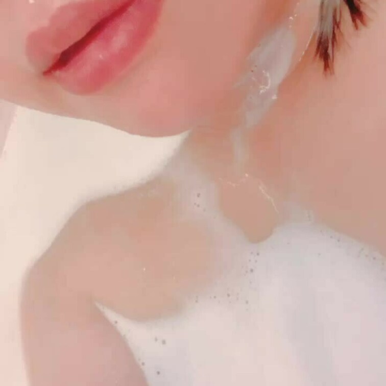 お風呂でいちゃいちゃも良いよね❤️

私の唾液飲んで…
