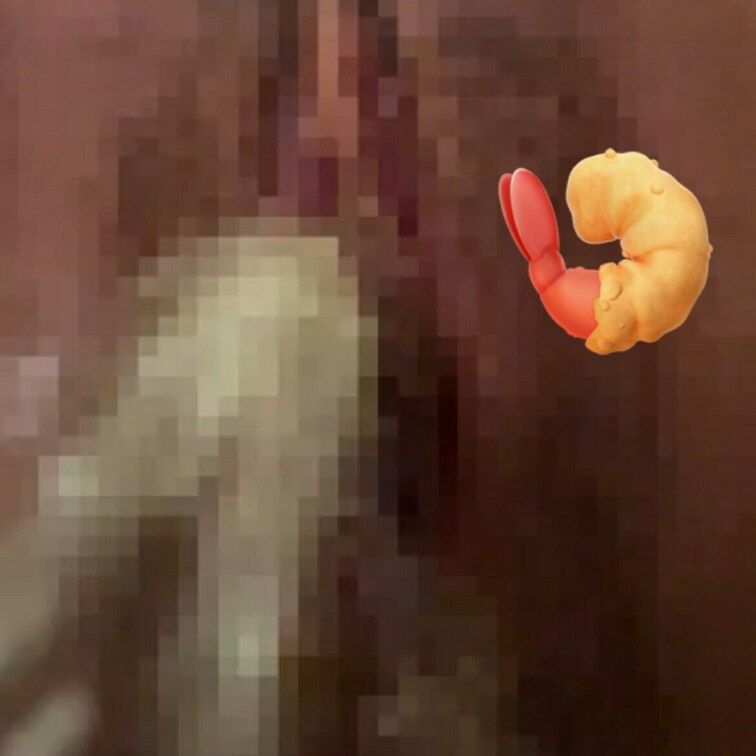 薄 モザ🤭カメラに当たらないようにちょっとずつおしっこ💕ちゃんとがまんできてる、、？🥹