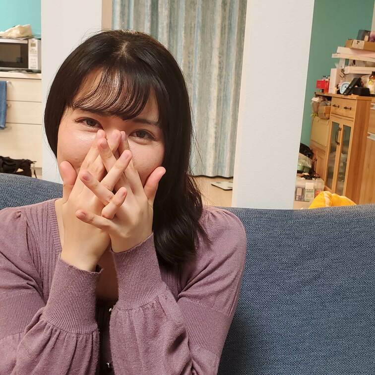 5年来の女友達をいきなり全裸パーティーに誘ってみました。「美乳の女友達ヌーディストりこ」プランにて、彼女のすべてがあらわ